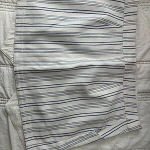 BCBGMaxAzria White and Blue Flat Front Shorts